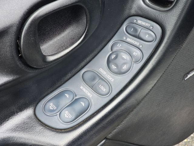 2004 Chevrolet Corvette NA