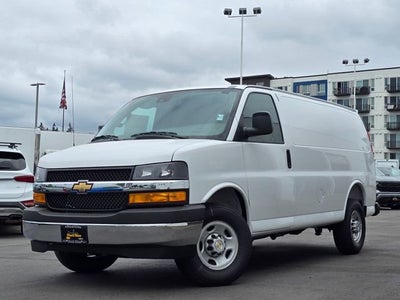 2026 Chevrolet Express Cargo 1WT