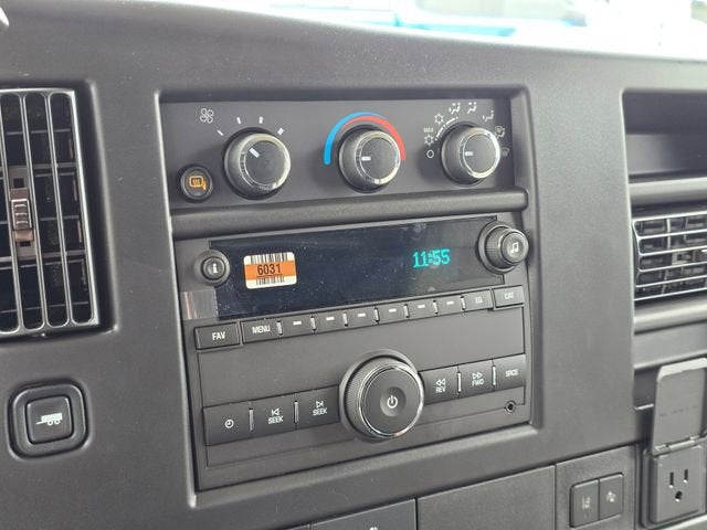 2026 Chevrolet Express Cargo 1WT