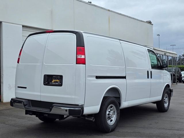2026 Chevrolet Express Cargo 1WT