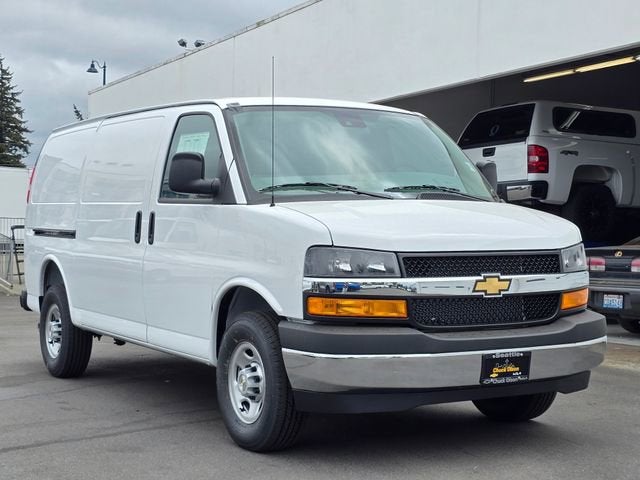 2026 Chevrolet Express Cargo 1WT