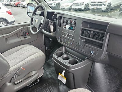 2025 Chevrolet Express Cargo 3500 WT