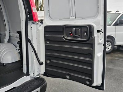 2025 Chevrolet Express Cargo 3500 WT