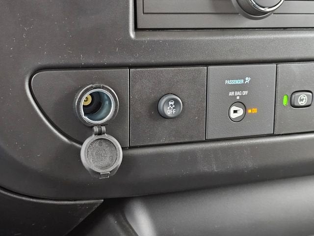 2025 Chevrolet Express Cargo 3500 WT