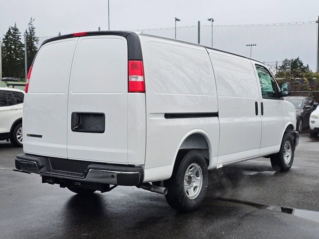 2025 Chevrolet Express Cargo 3500 WT