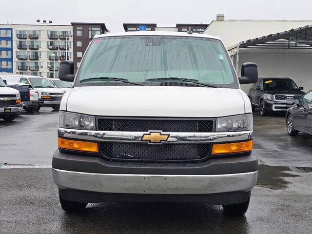 2025 Chevrolet Express Cargo 3500 WT