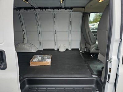 2025 Chevrolet Express Cargo 3500 WT