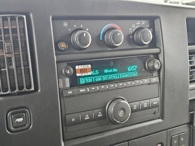 2025 Chevrolet Express Cargo 3500 WT