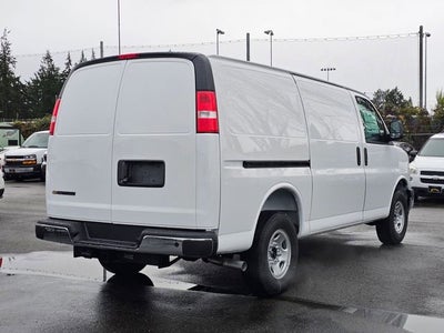 2025 Chevrolet Express Cargo 3500 WT