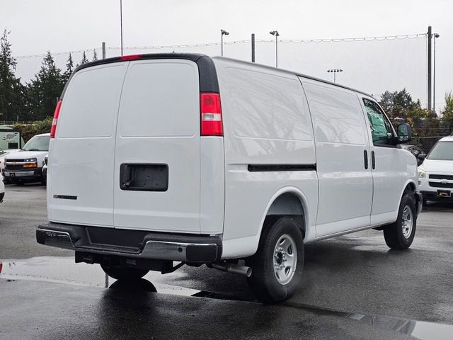 2025 Chevrolet Express Cargo 3500 WT