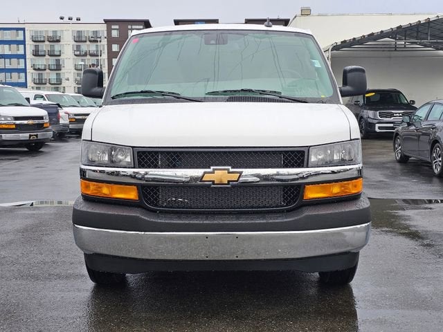 2025 Chevrolet Express Cargo 3500 WT