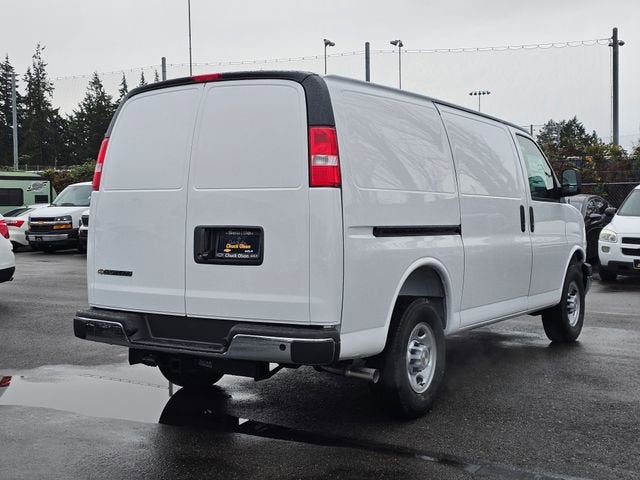 2025 Chevrolet Express Cargo 3500 WT
