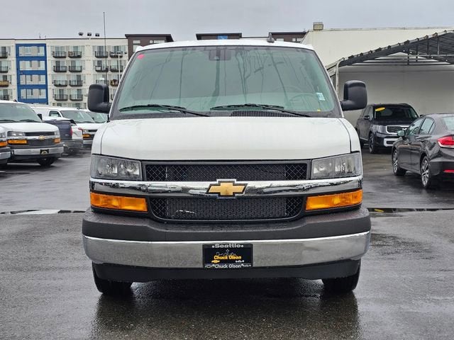 2025 Chevrolet Express Cargo 3500 WT