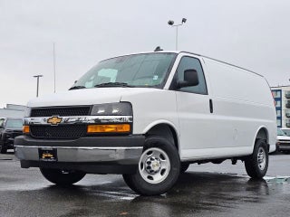 2025 Chevrolet Express Cargo 3500 WT
