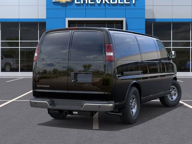 2025 Chevrolet Express Cargo 3500 WT