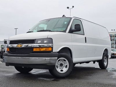 2025 Chevrolet Express Cargo 3500 WT