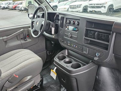 2025 Chevrolet Express Cargo 3500 WT