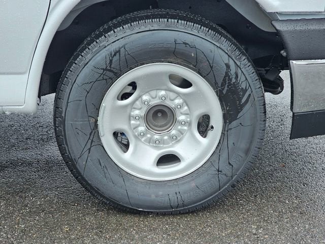 2025 Chevrolet Express Cargo 3500 WT