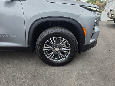 2025 Chevrolet Traverse LT