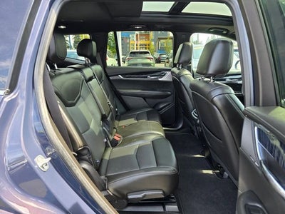 2025 Cadillac XT6 Premium Luxury