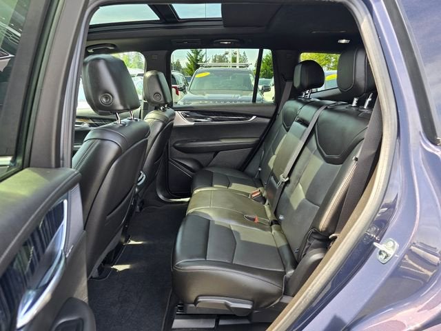 2025 Cadillac XT6 Premium Luxury