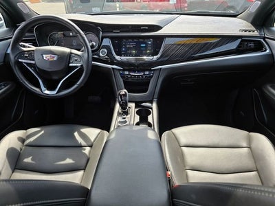 2025 Cadillac XT6 Premium Luxury