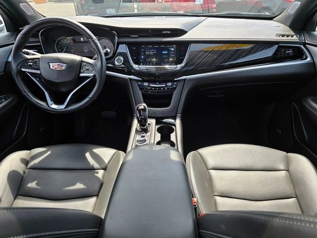 2025 Cadillac XT6 Premium Luxury