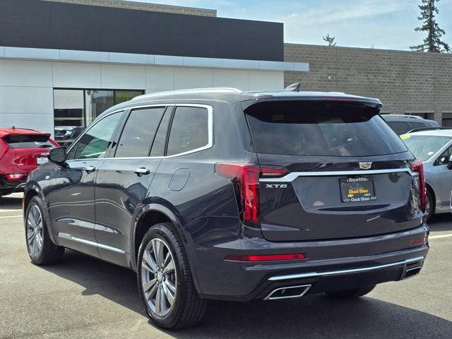 2025 Cadillac XT6 Premium Luxury