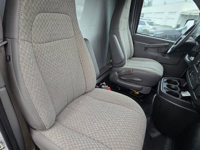 2024 Chevrolet Express Cutaway 3500 1WT