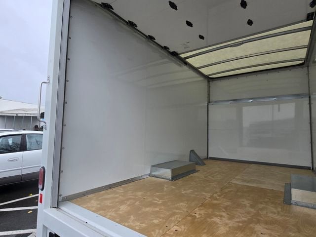 2024 Chevrolet Express Cutaway 3500 1WT