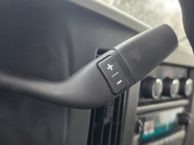 2024 Chevrolet Express Cutaway 3500 1WT