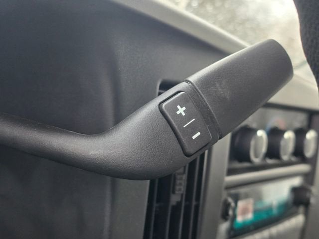 2024 Chevrolet Express Cutaway 3500 1WT