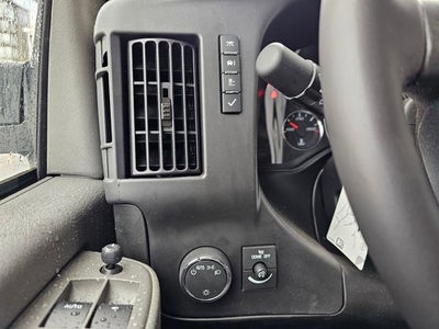 2023 Chevrolet Express Cutaway 3500 1WT