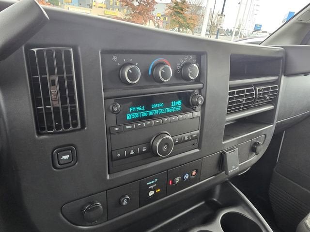 2024 Chevrolet Express Cutaway 3500 1WT