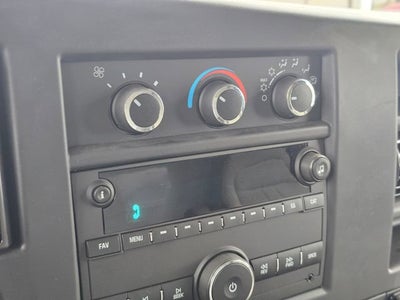 2024 Chevrolet Express Cutaway 3500 1WT