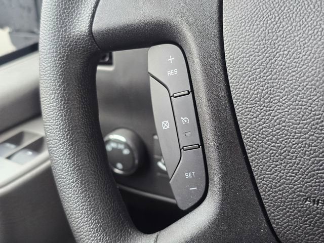 2024 Chevrolet Express Cutaway 3500 1WT