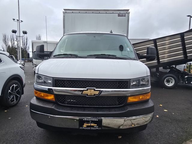 2024 Chevrolet Express Cutaway 3500 1WT