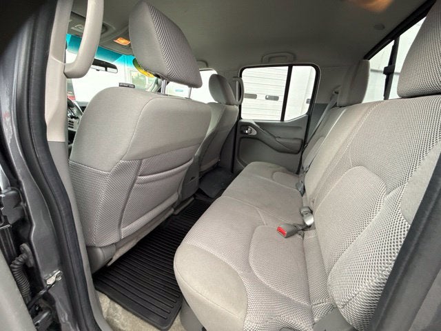 2017 Nissan Frontier SV V6