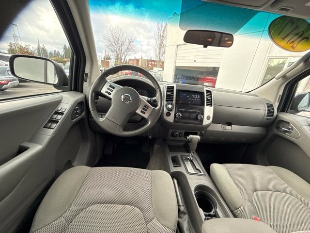 2017 Nissan Frontier SV V6