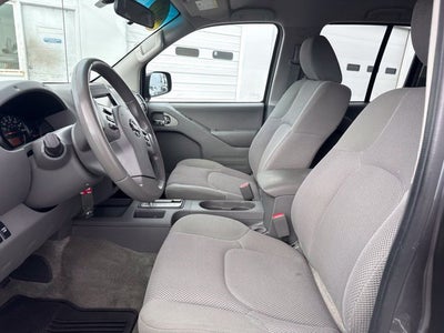 2017 Nissan Frontier SV V6