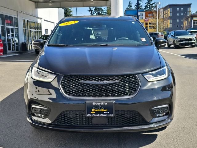 2023 Chrysler Pacifica Hybrid Touring L