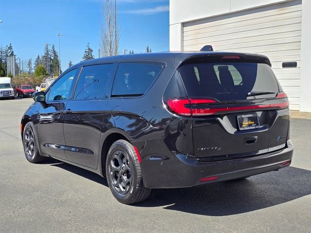 2023 Chrysler Pacifica Hybrid Touring L