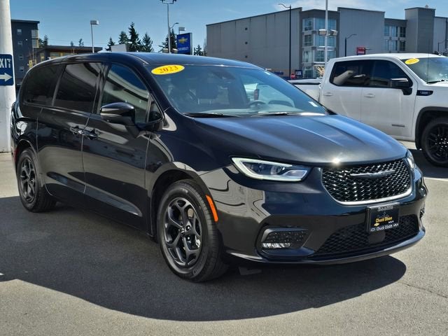 2023 Chrysler Pacifica Hybrid Touring L
