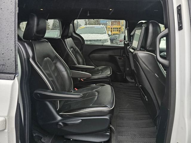 2020 Chrysler Pacifica Hybrid Limited