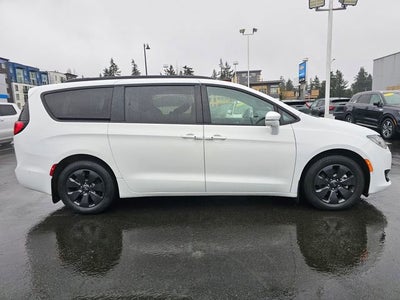 2020 Chrysler Pacifica Hybrid Limited