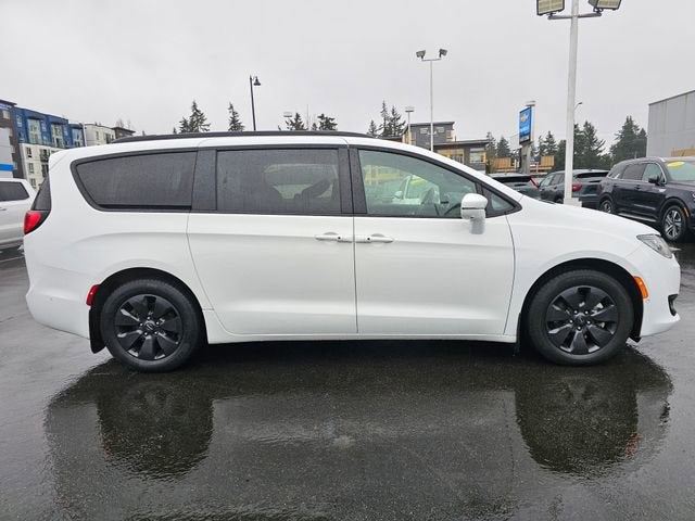 2020 Chrysler Pacifica Hybrid Limited