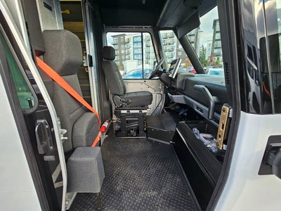 2025 Chevrolet BrightDrop 400 AWD 400