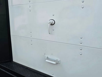 2025 Chevrolet BrightDrop 400 AWD 400