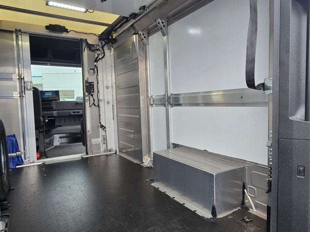 2025 Chevrolet BrightDrop 400 AWD 400