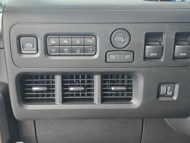 2025 Chevrolet BrightDrop 400 AWD 400